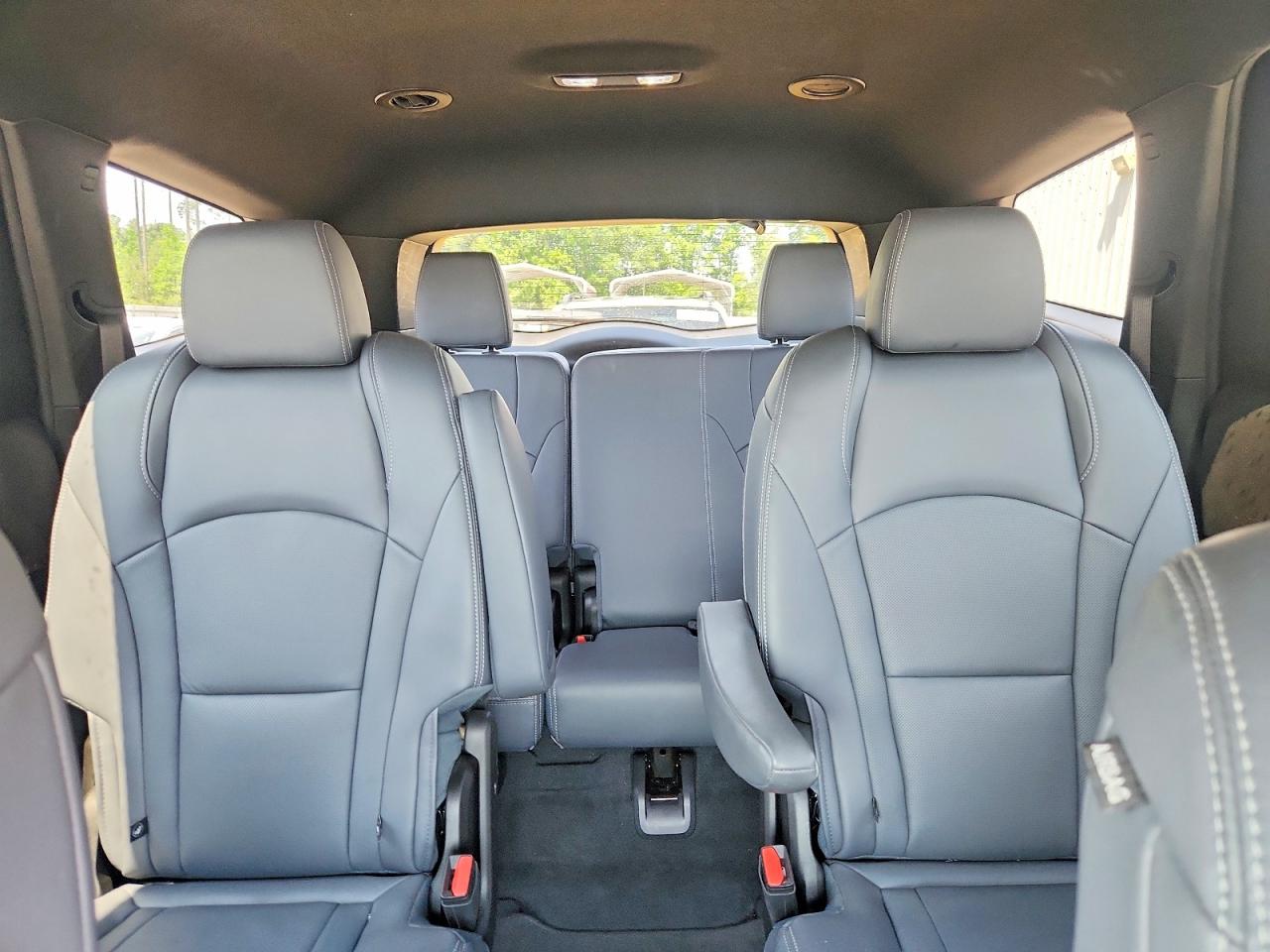 Buick Enclave Essence