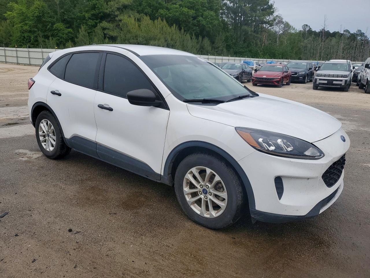 Ford Escape S
