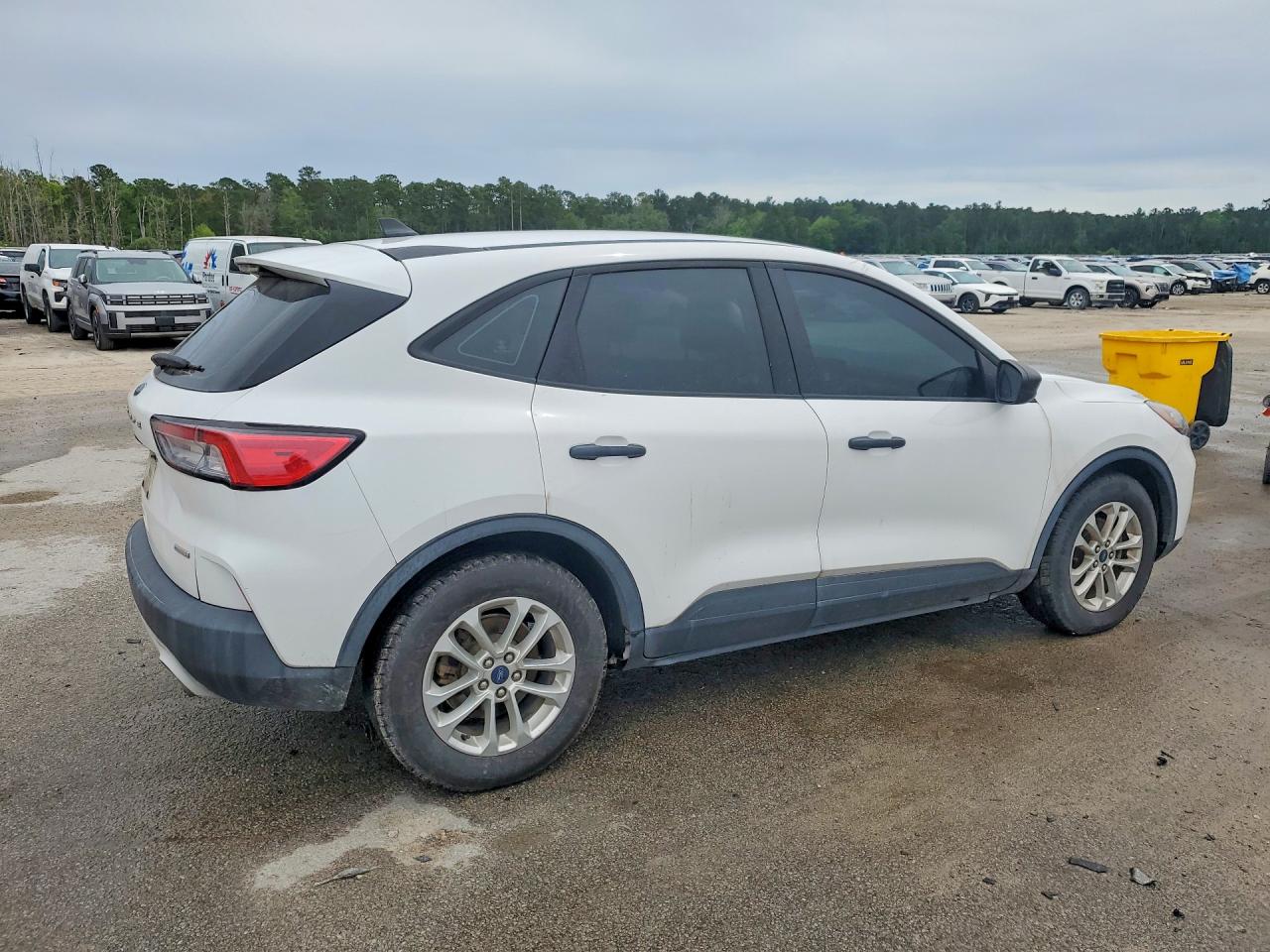 Ford Escape S
