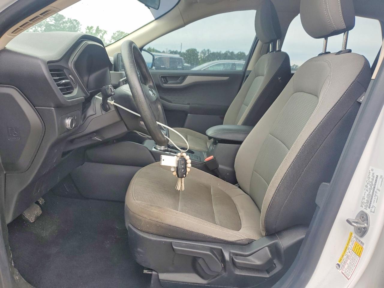 Ford Escape S