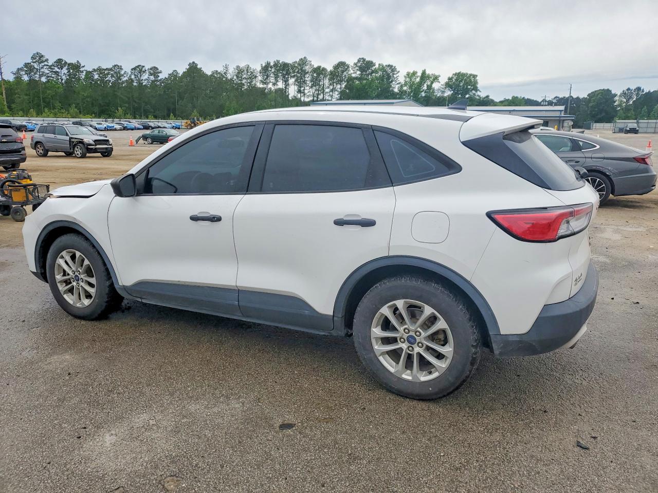 Ford Escape S