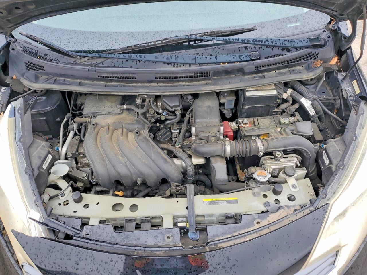 Nissan Versa Sv