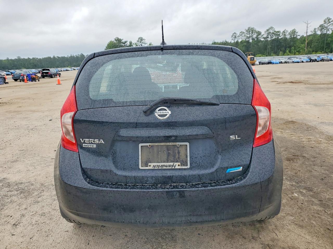 Nissan Versa Sv