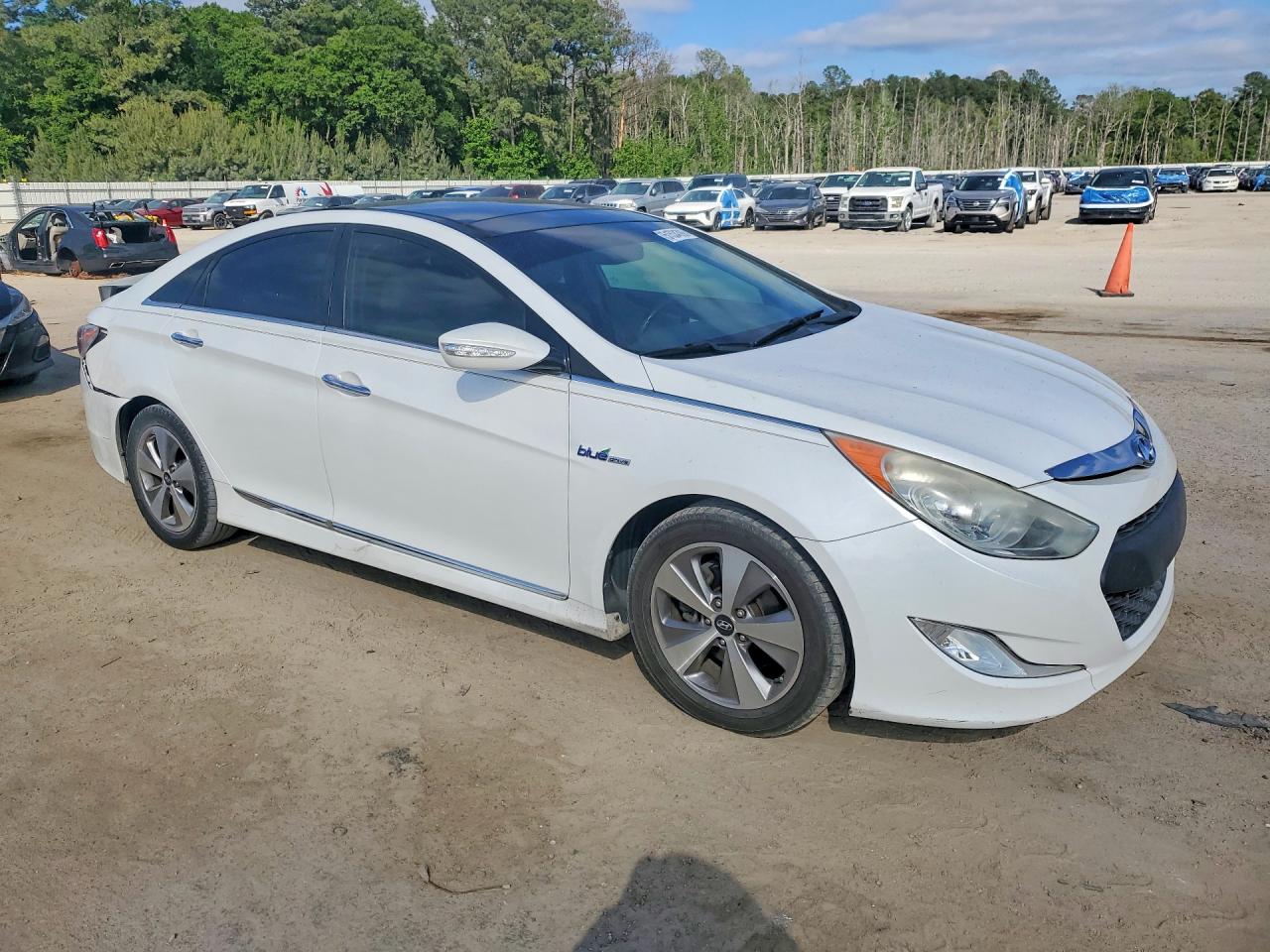 Hyundai SONATA Hybrid