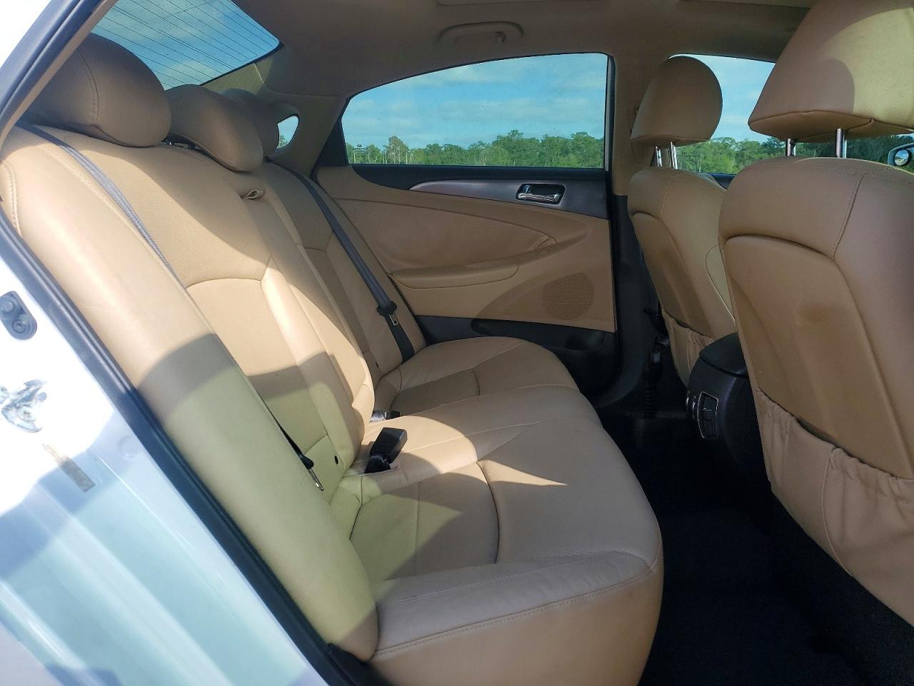 Hyundai SONATA Hybrid