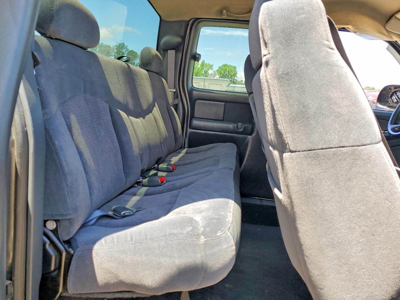 Chevrolet Silverado C1500