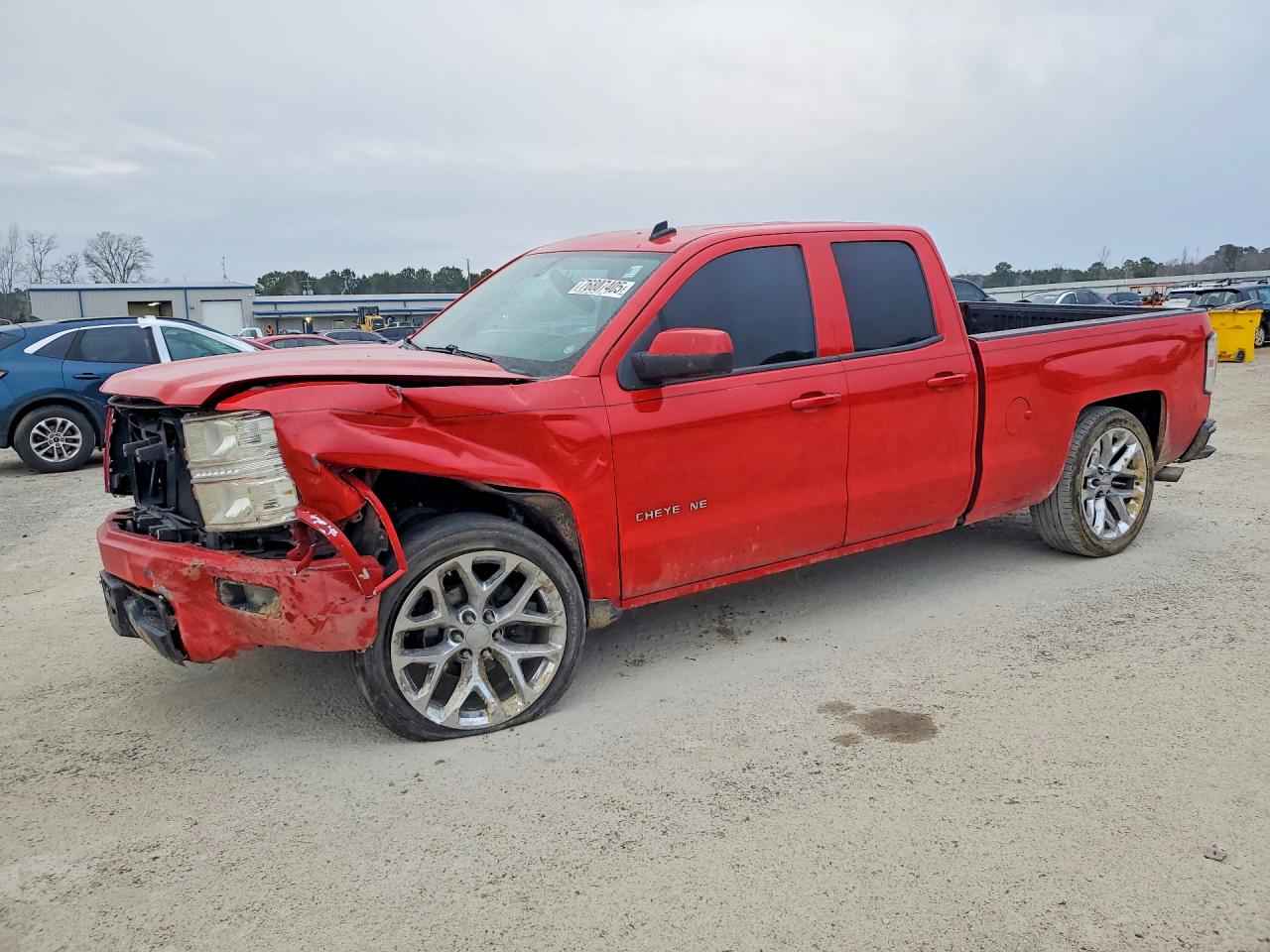 Salvage Chevrolet Silverado Image