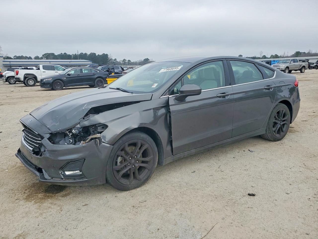 Salvage Ford Fusion Image
