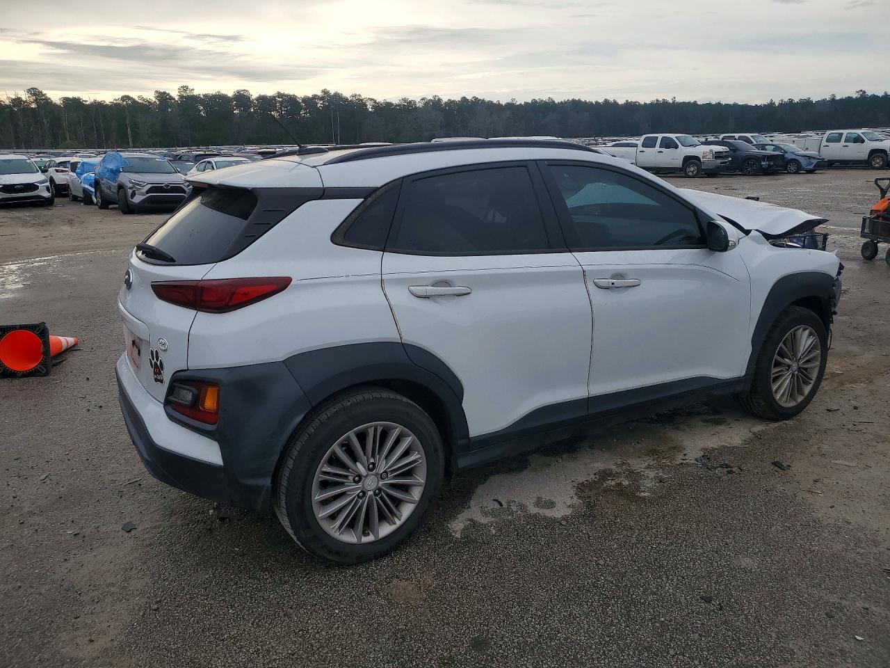 Hyundai KONA Sel