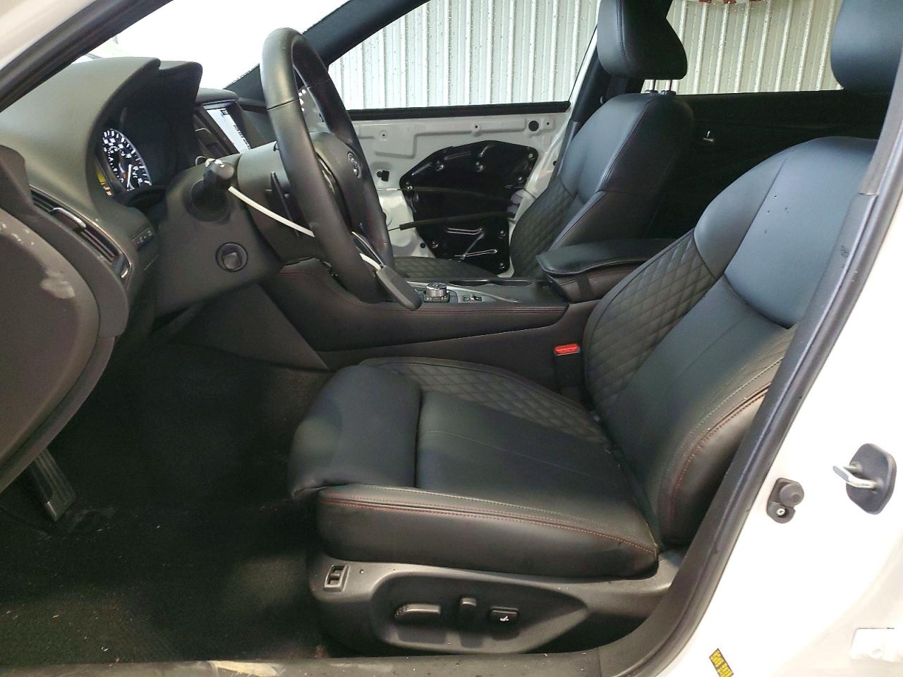 INFINITI Q50 Red Sport 400