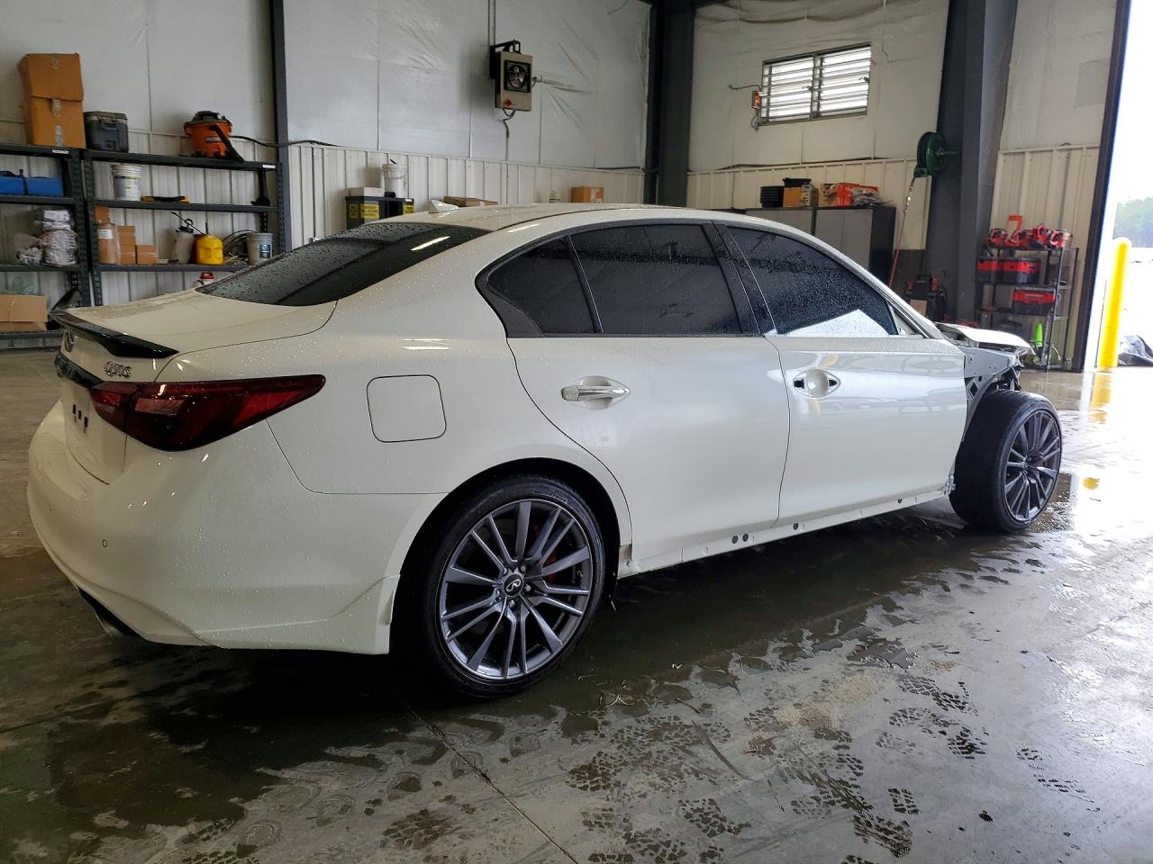 INFINITI Q50 Red Sport 400