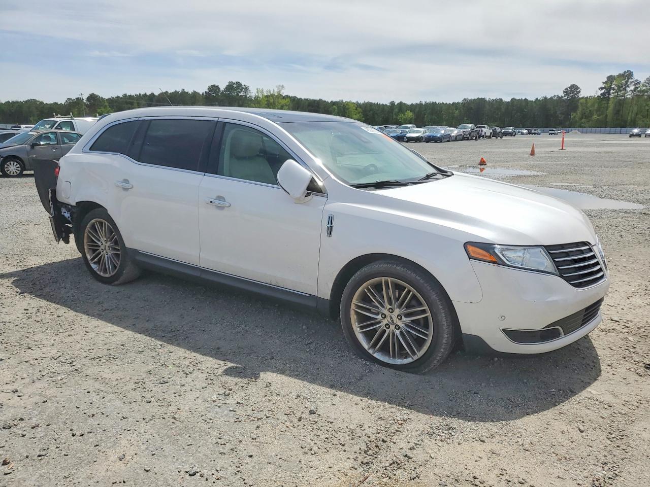 Lincoln MKT