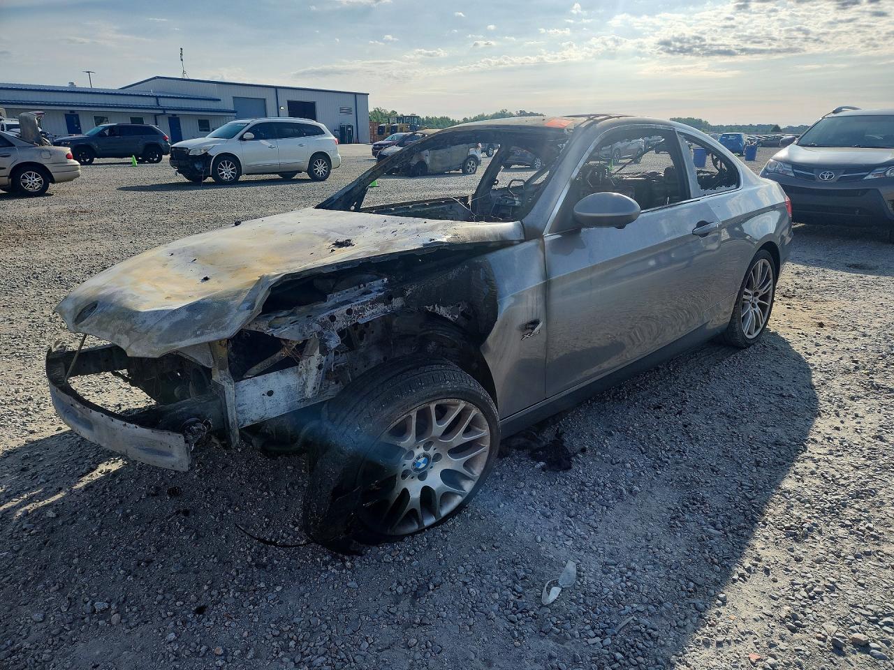 Salvage BMW 3 Series Image