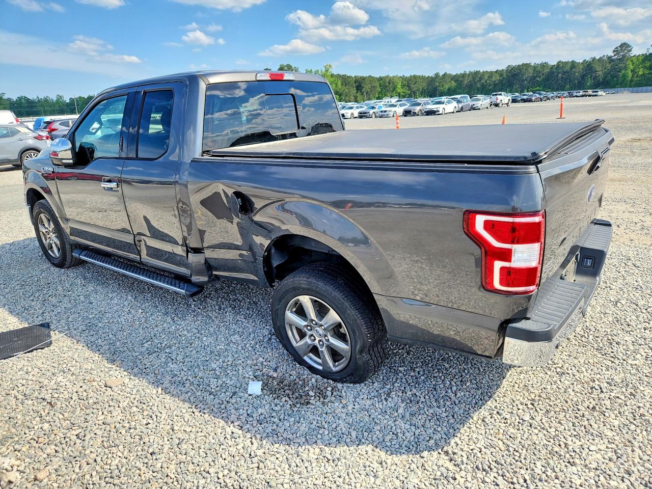 Ford F-150 Super Cab