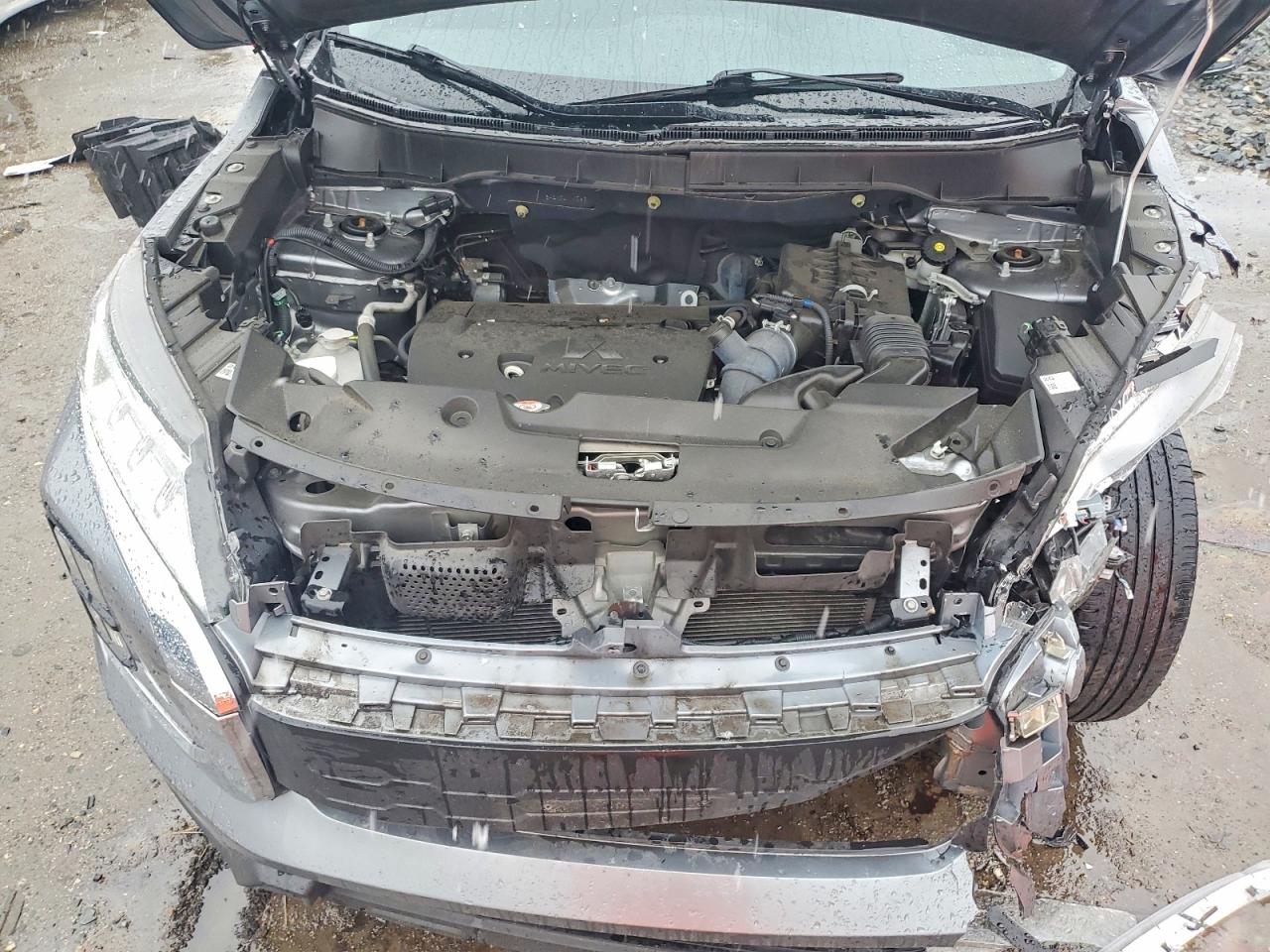Mitsubishi Outlander Es
