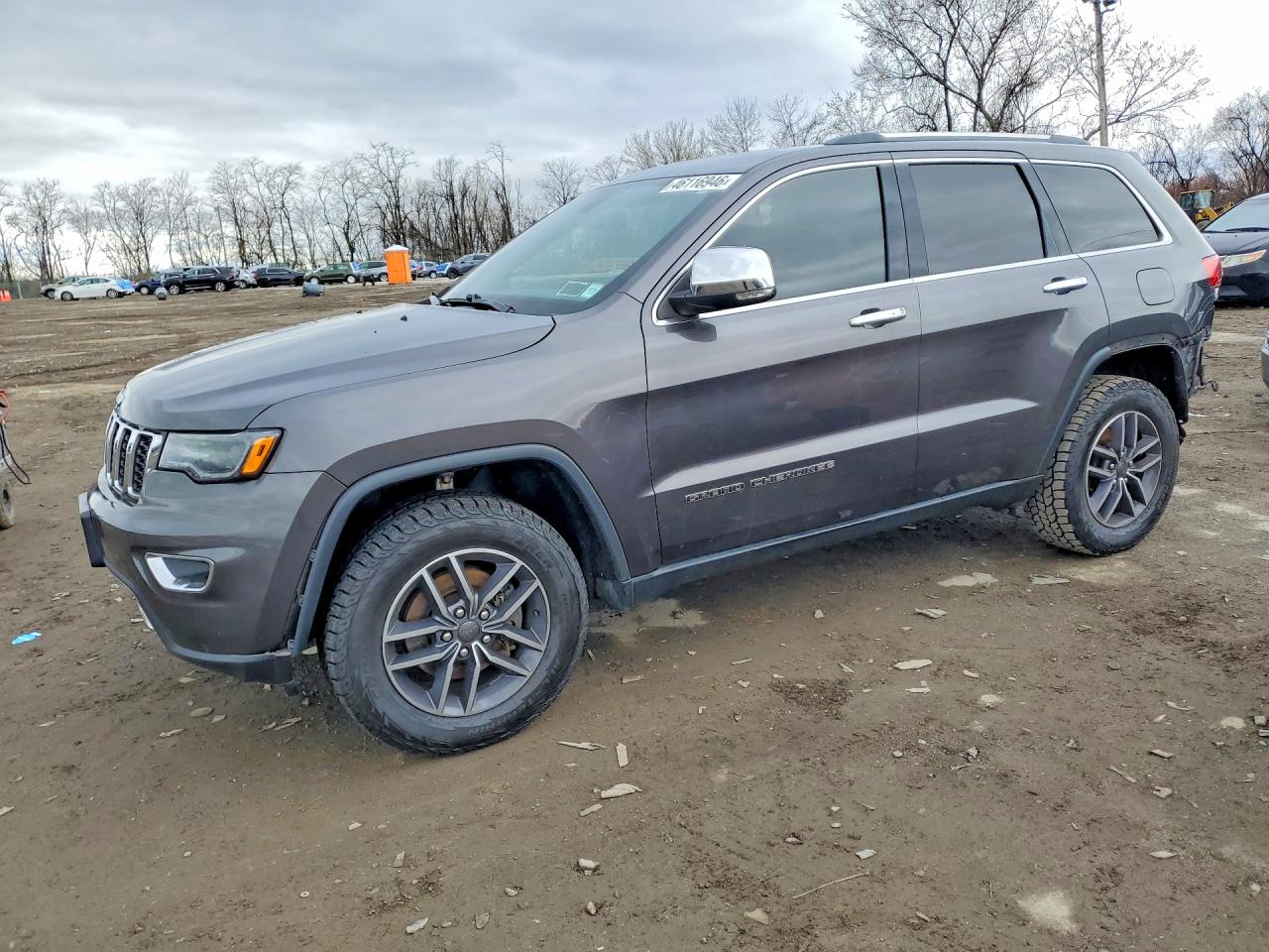 Salvage Jeep Cherokee Image