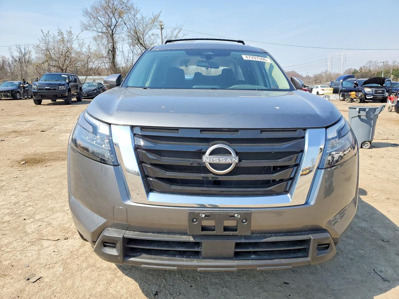 Nissan Pathfinder Sv