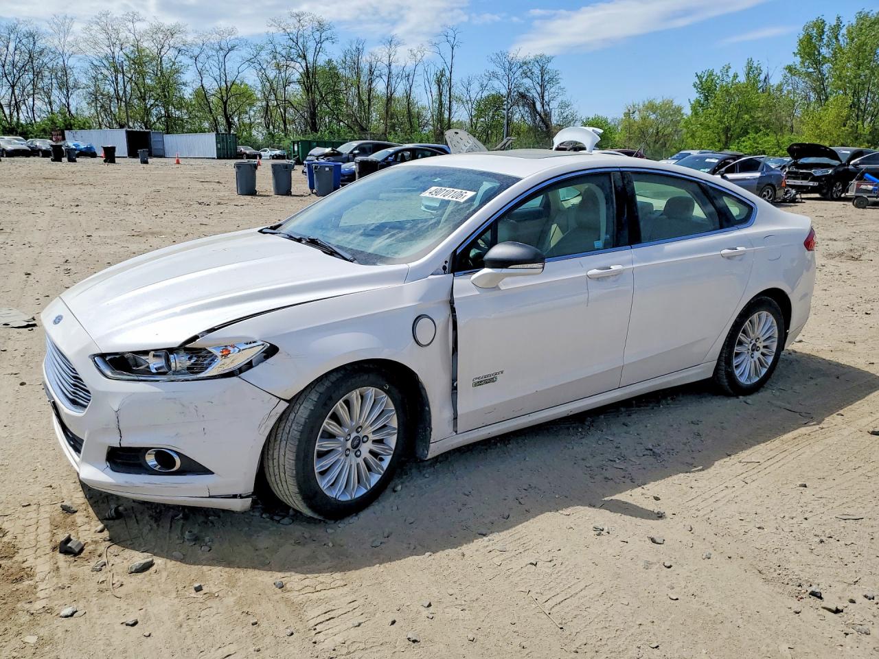 Salvage Ford Fusion Image