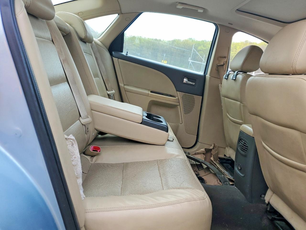 Ford Taurus Limited