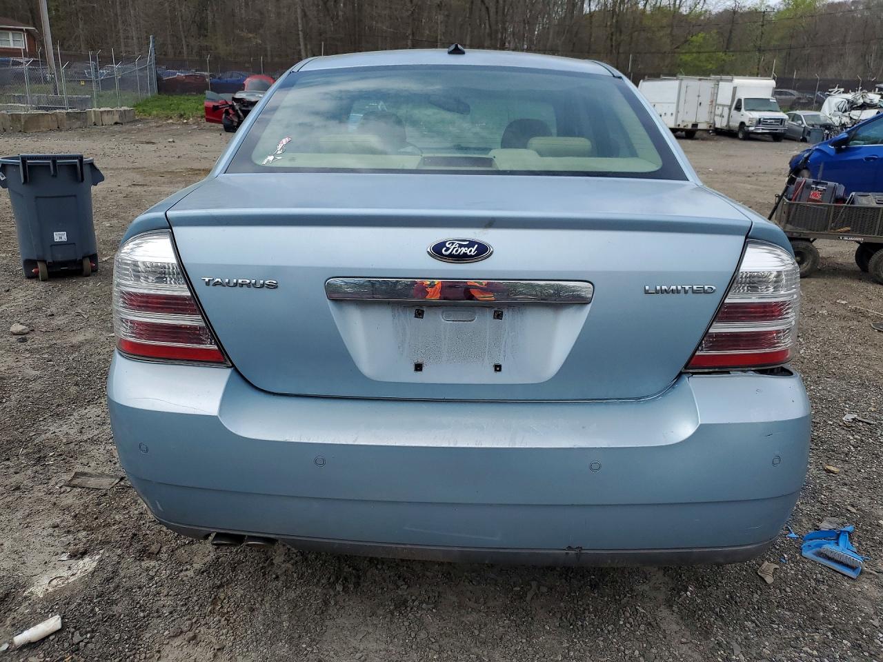 Ford Taurus Limited