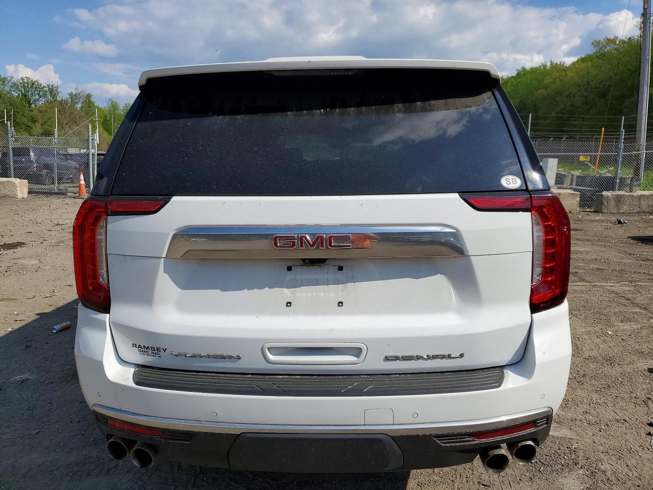 GMC Yukon Denali