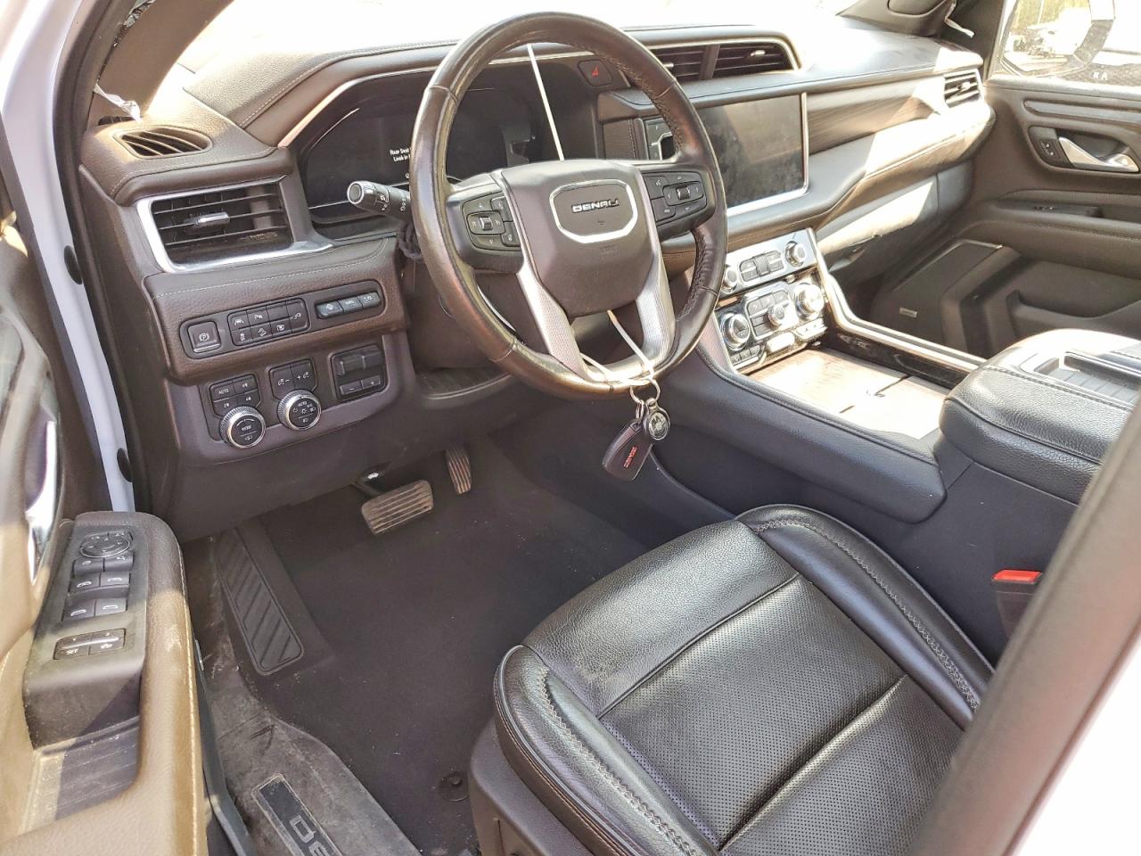 GMC Yukon Denali