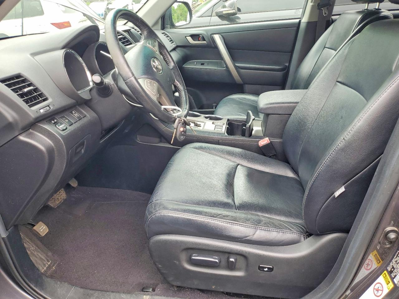 Toyota Highlander Se