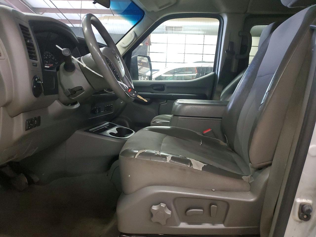 Nissan Nv 3500 Hd Sv