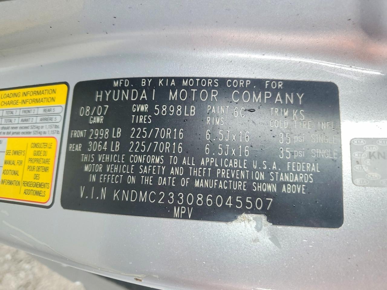 Hyundai Entourage Gls