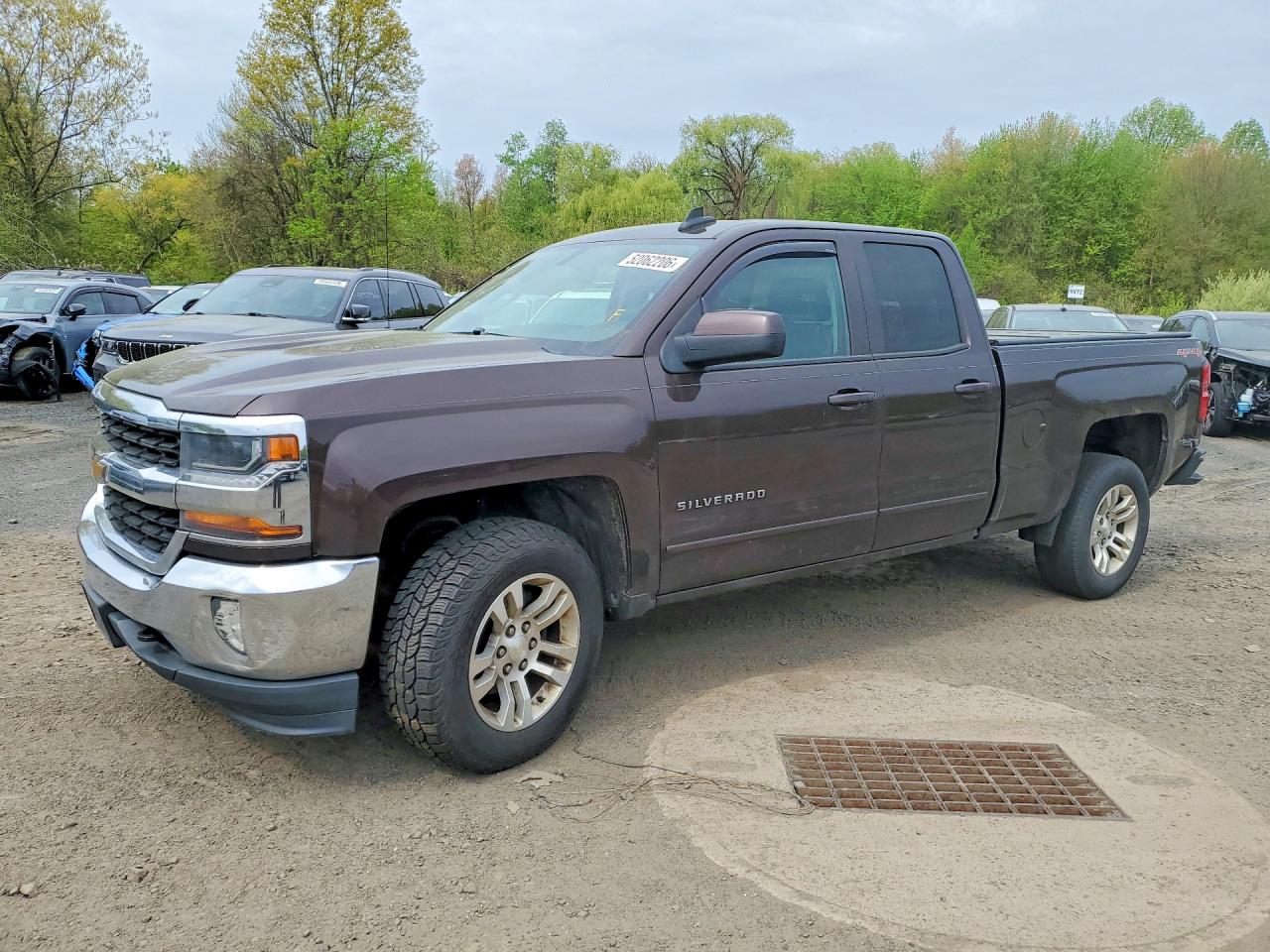 Salvage Chevrolet Silverado Image