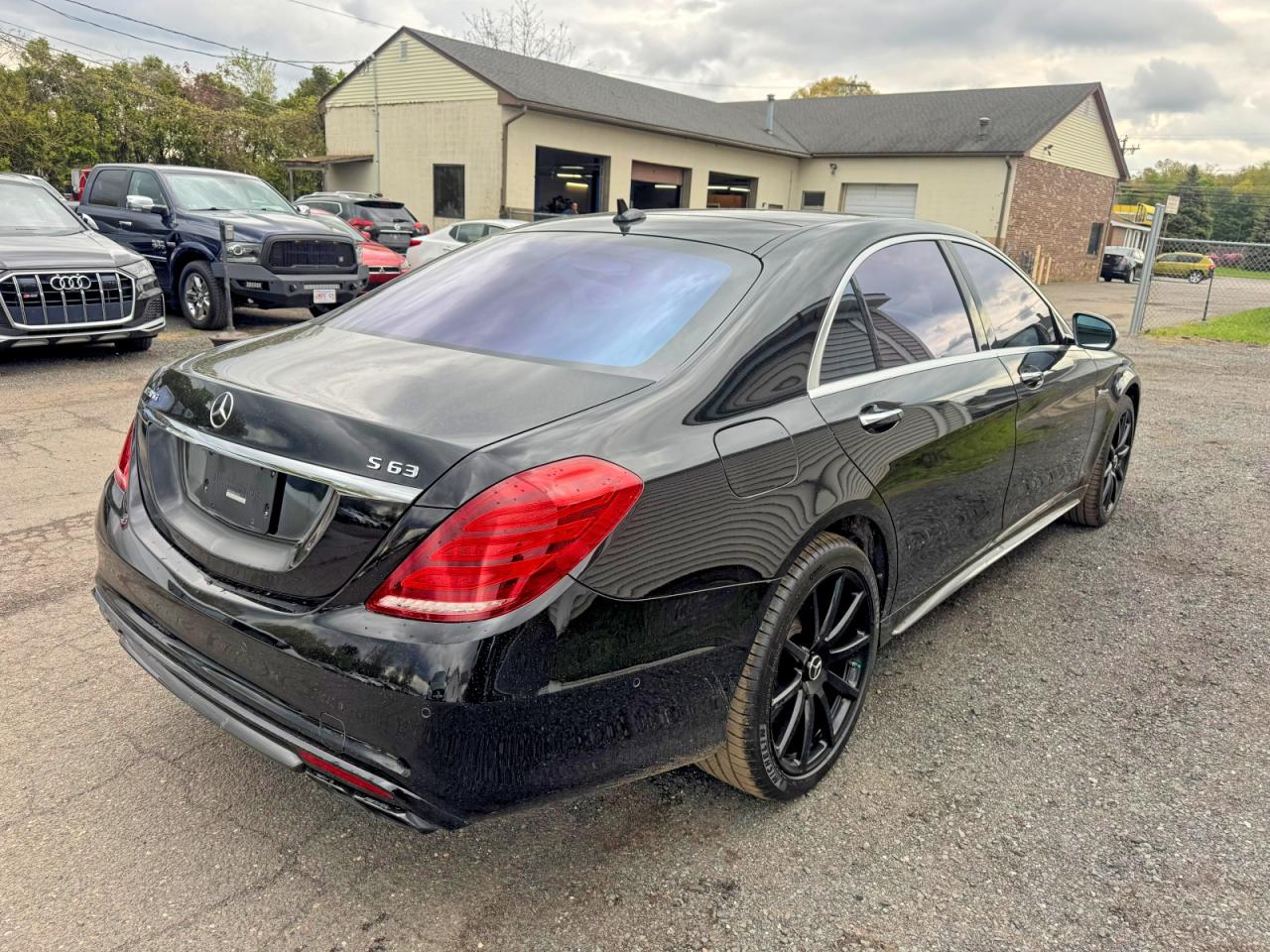 Mercedes-Benz S-Class 63 Amg