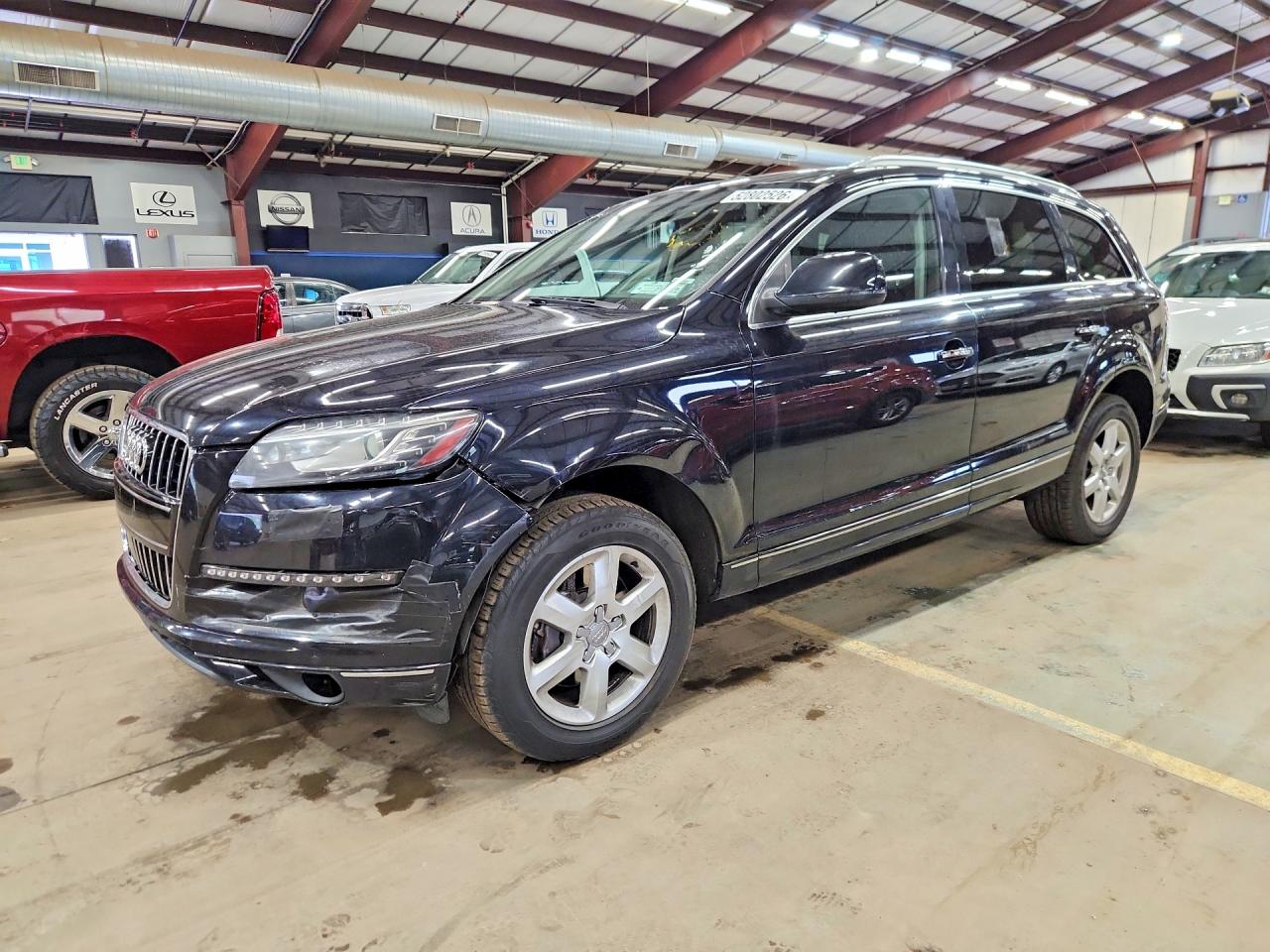 Salvage Audi Q7 Image