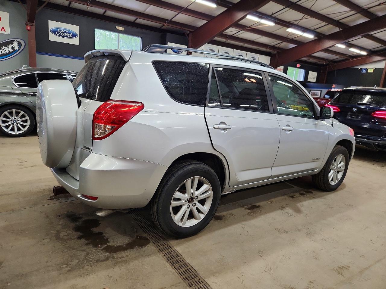 Toyota RAV4 Limited