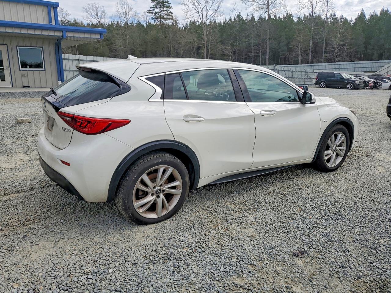 INFINITI Qx Base