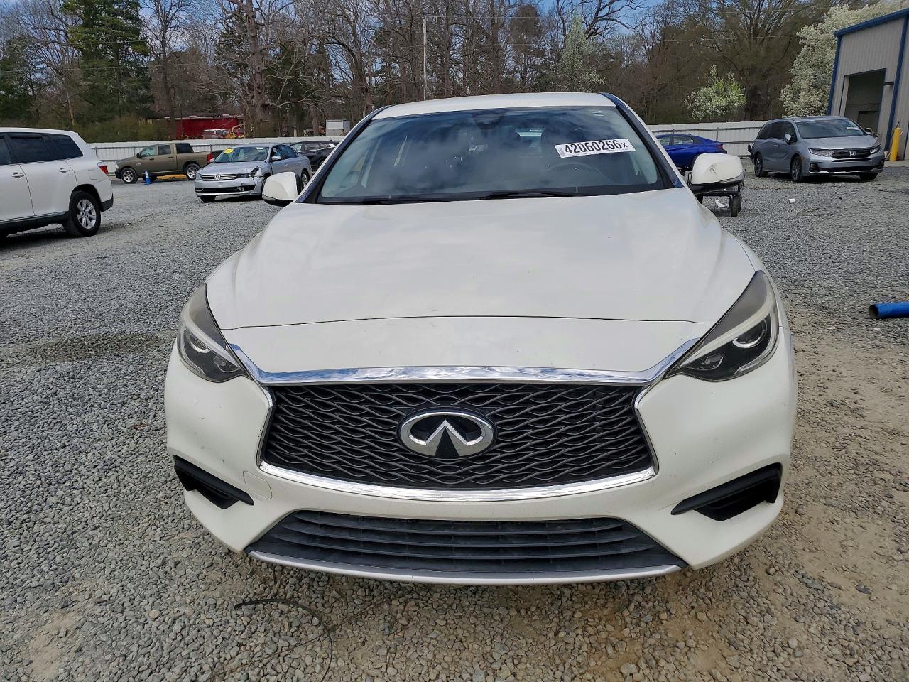 INFINITI Qx Base