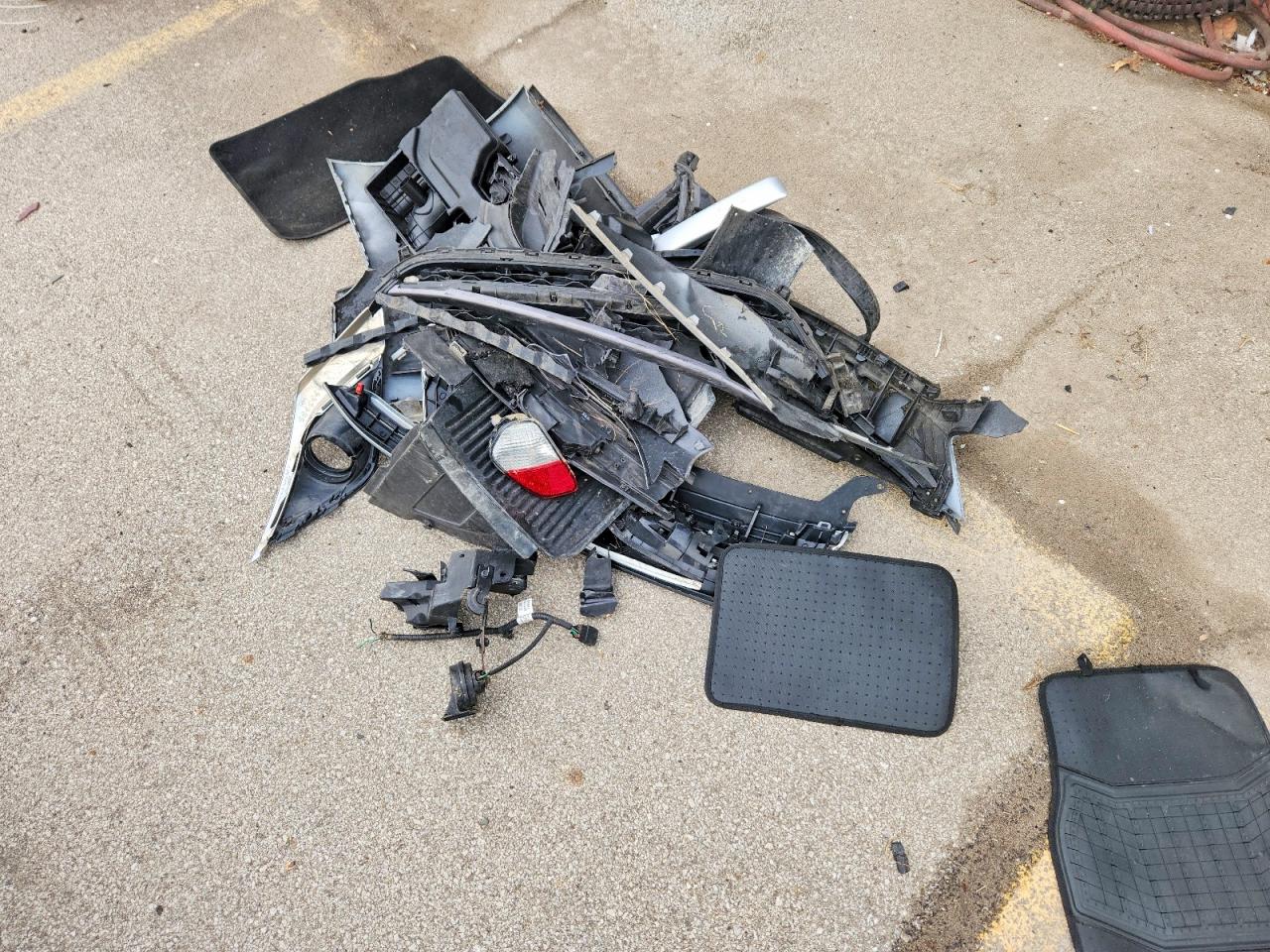 Hyundai ELANTRA Base