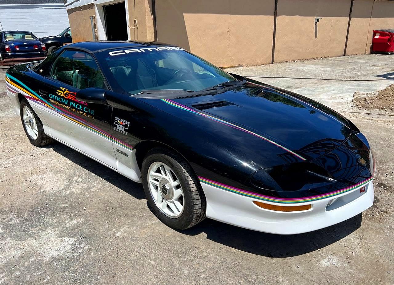 Salvage Chevrolet Camaro Image