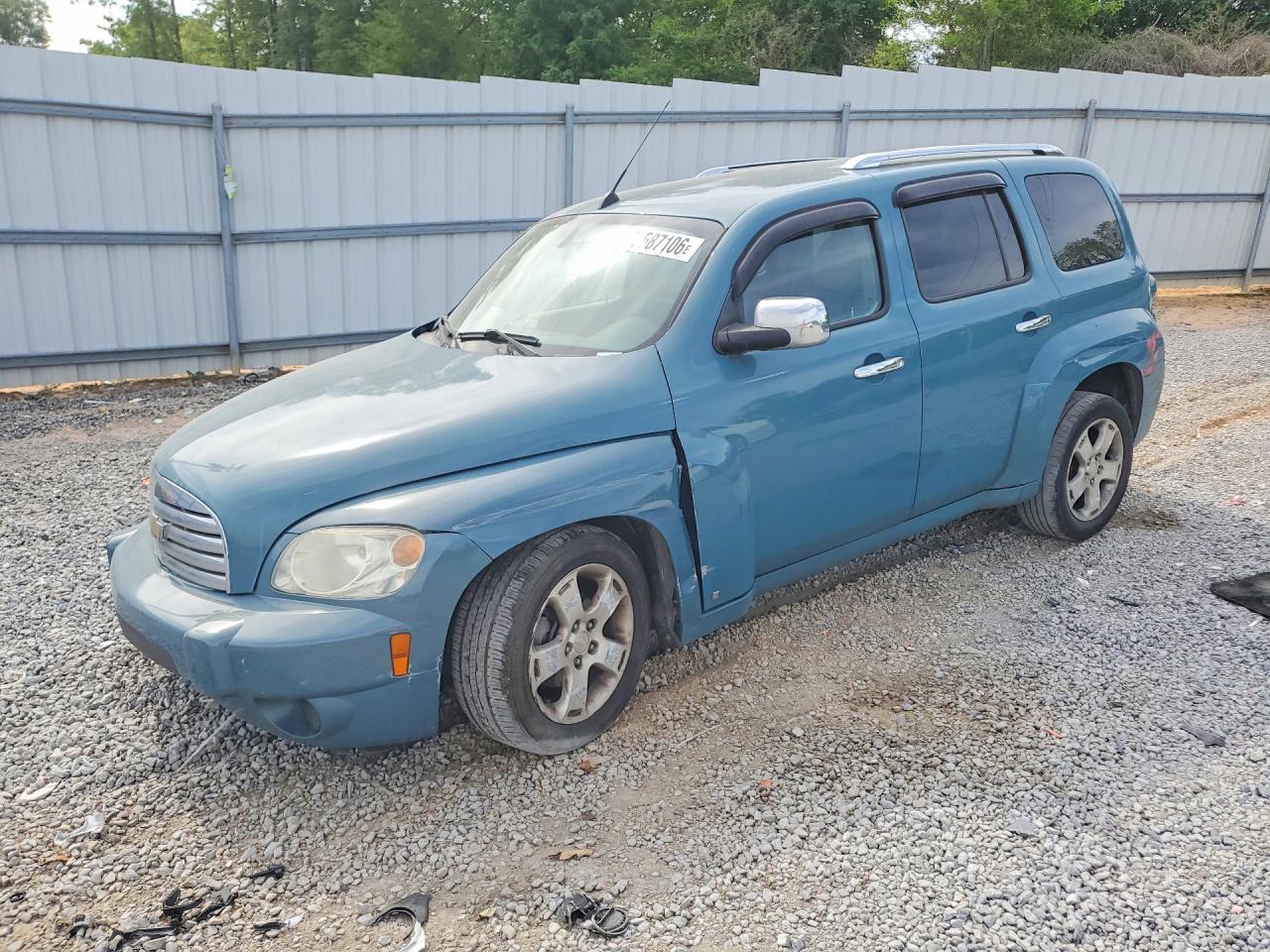 Salvage Chevrolet HHR Image