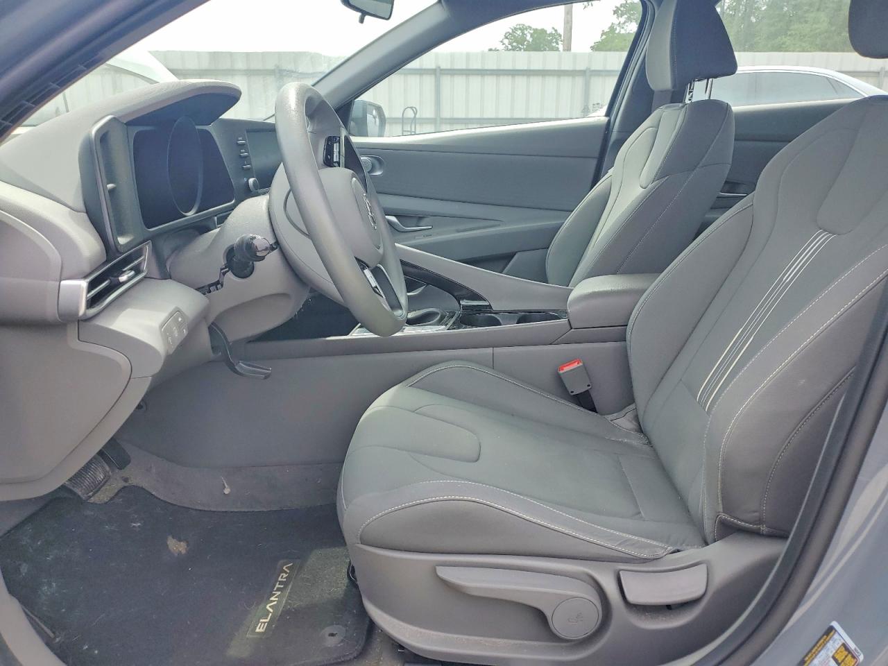 Hyundai ELANTRA Blue
