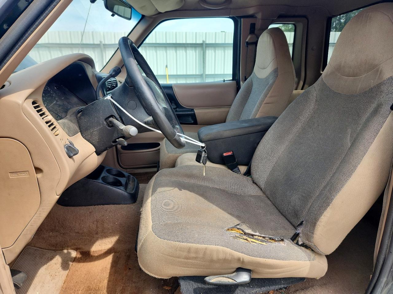 Ford Ranger Super Cab