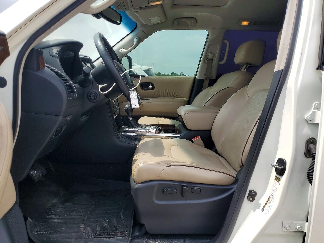 Nissan Armada Platinum