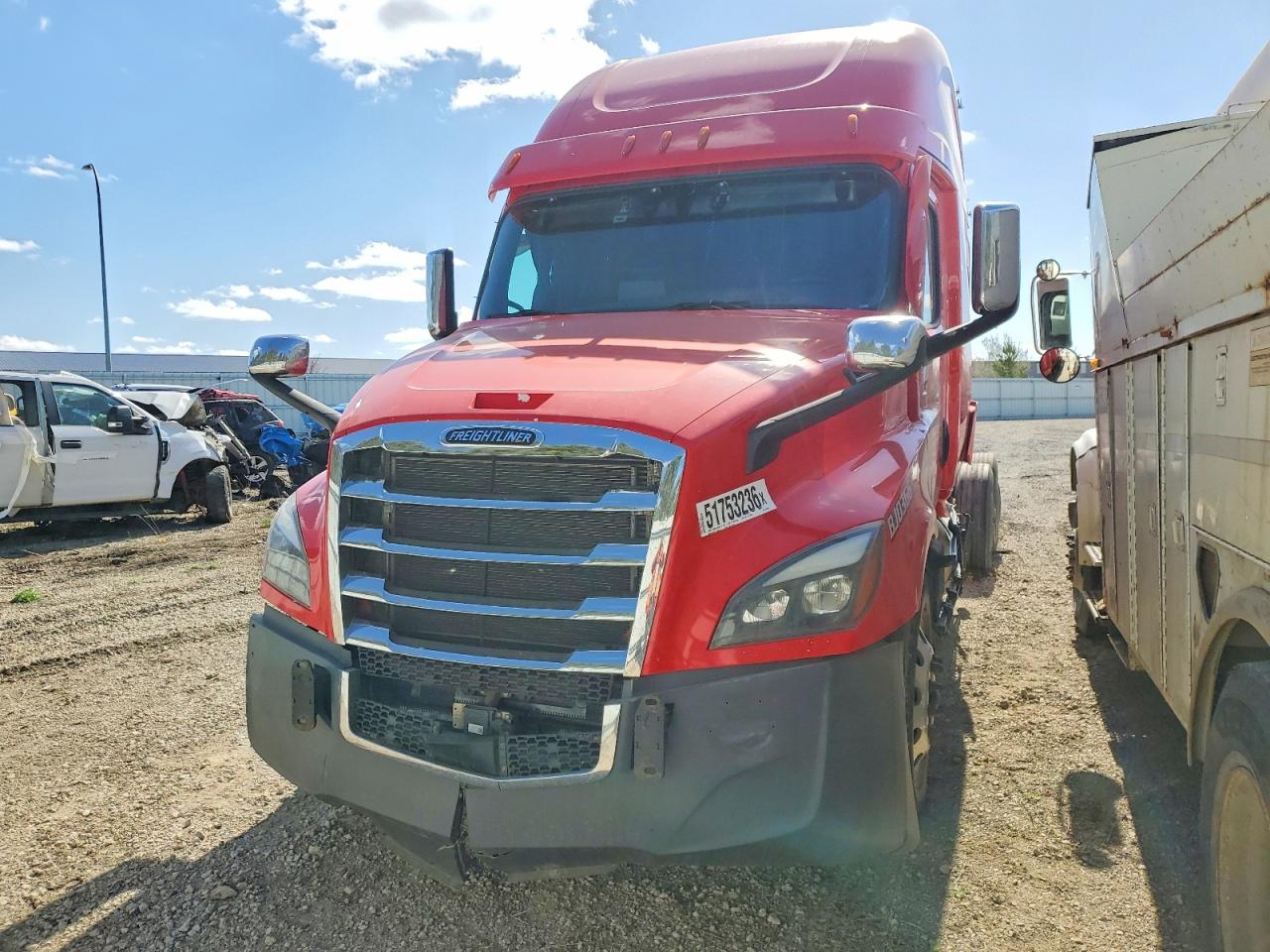 Freigliner Cascadia 126