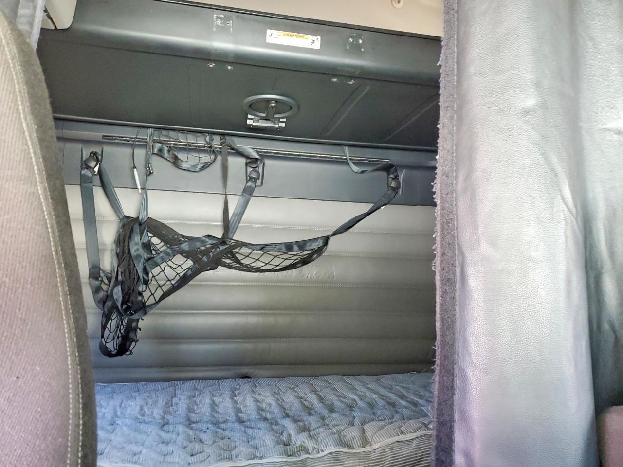 Freigliner Cascadia 126