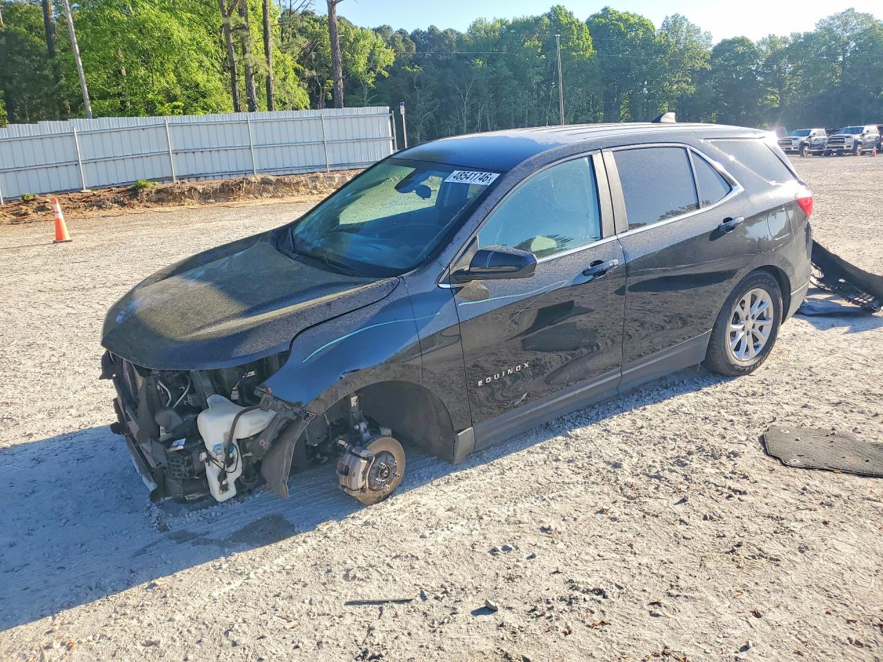 Salvage Chevrolet Equinox Image