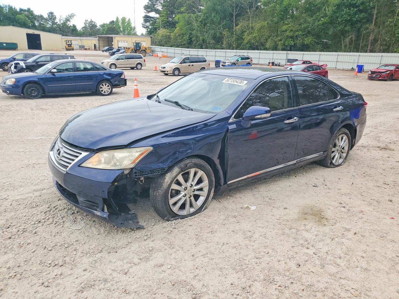 Salvage Lexus Es Image