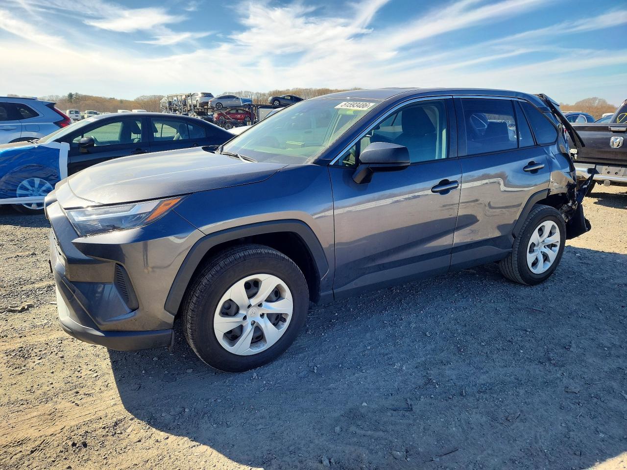 Salvage Toyota RAV4 Image