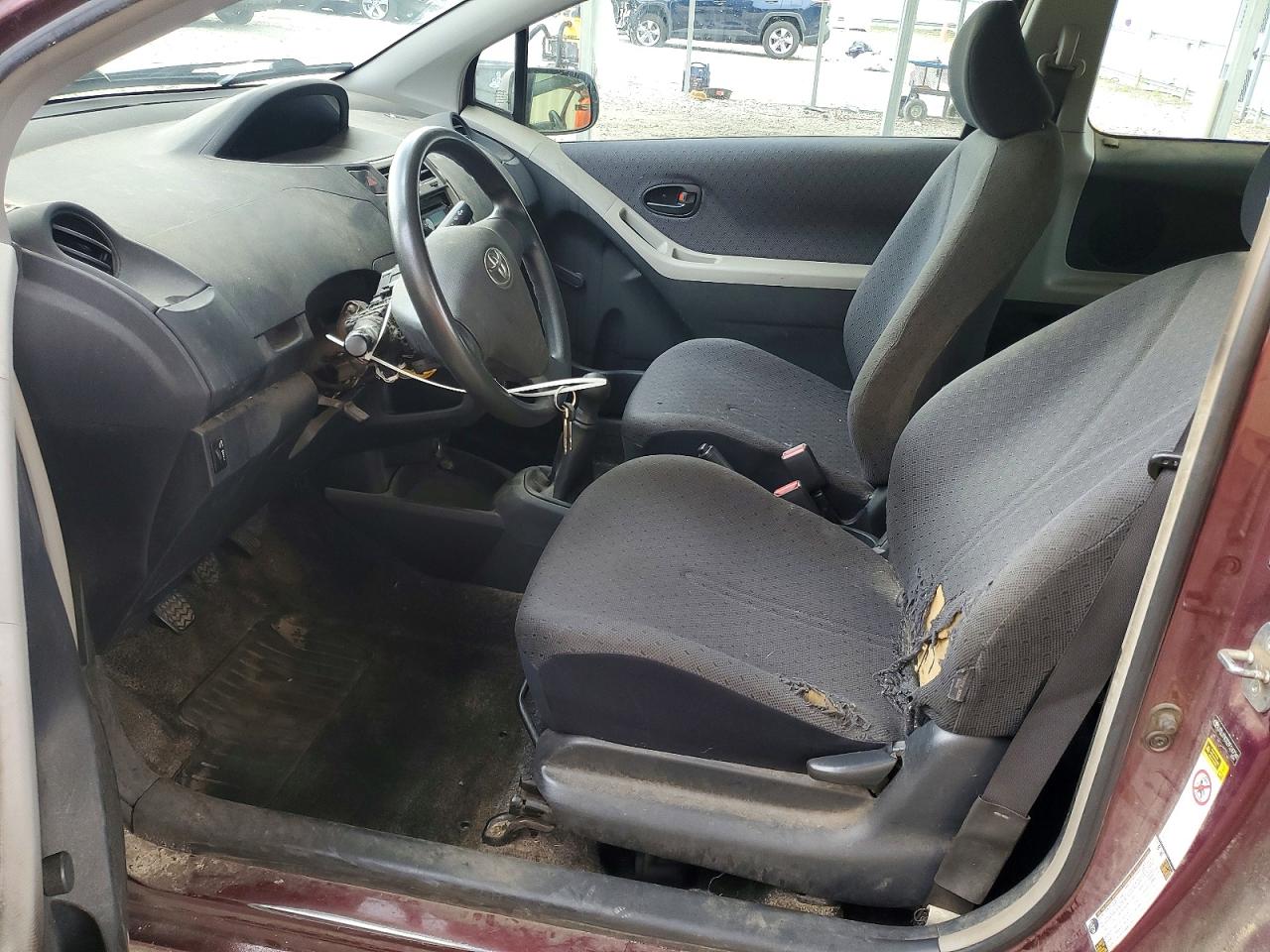 Toyota Yaris Base