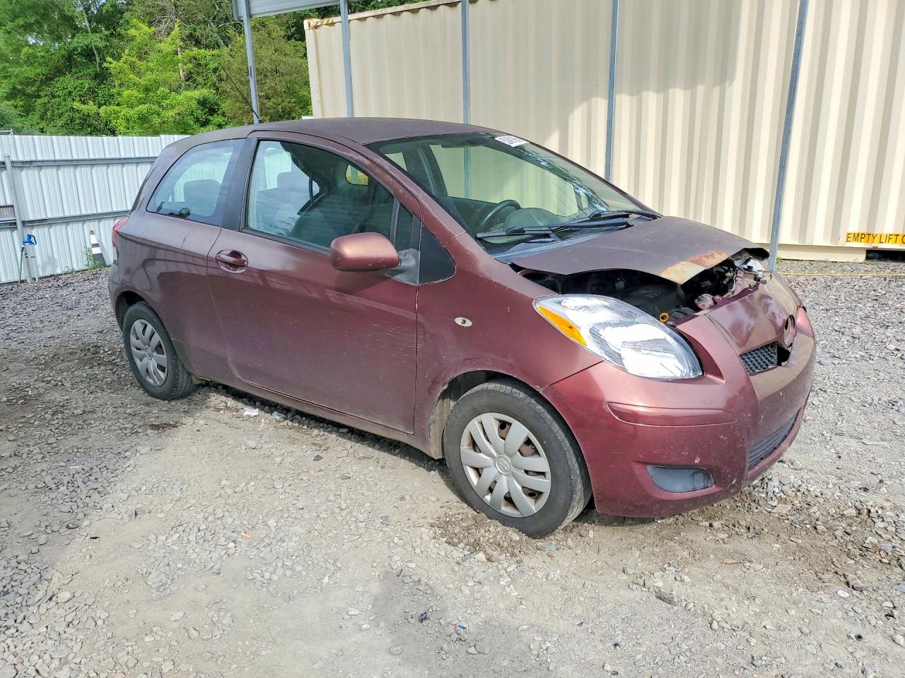Toyota Yaris Base