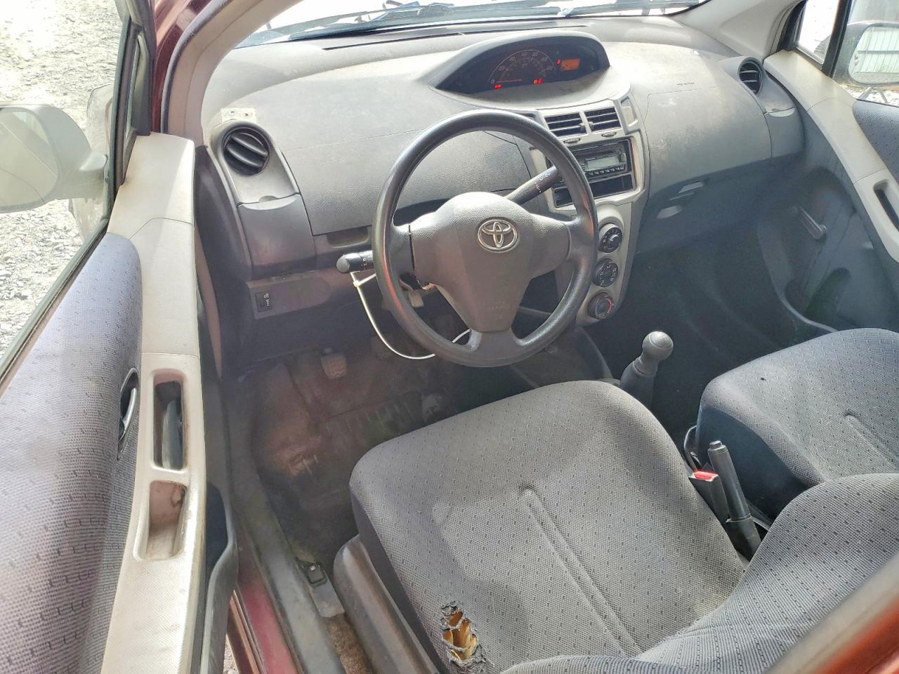 Toyota Yaris Base
