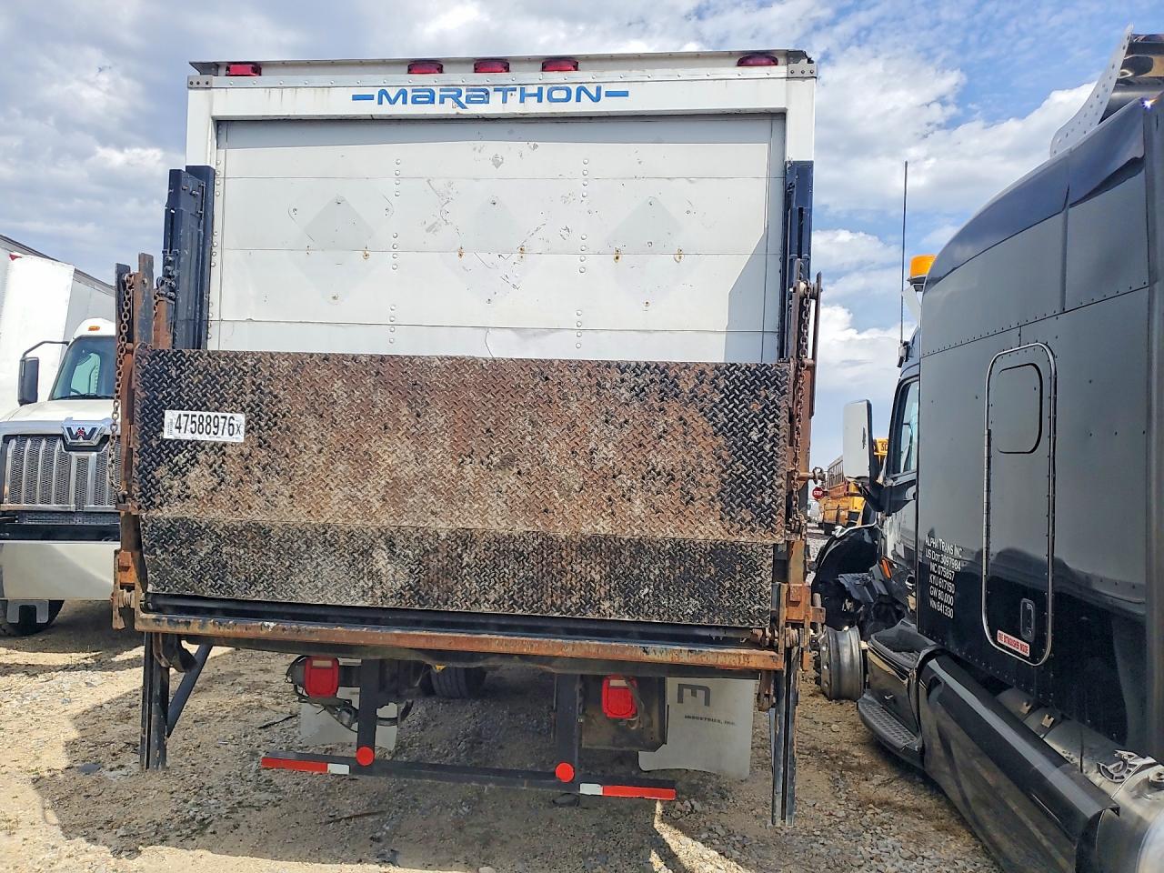 Freigliner M2 106 Medium Duty